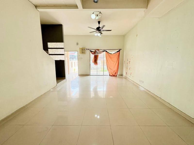 2.5-storey Terraced House for Sale in Taman Tasik Prima (Puchong) - Fahim Rustam - PropertyGuru.com.my
