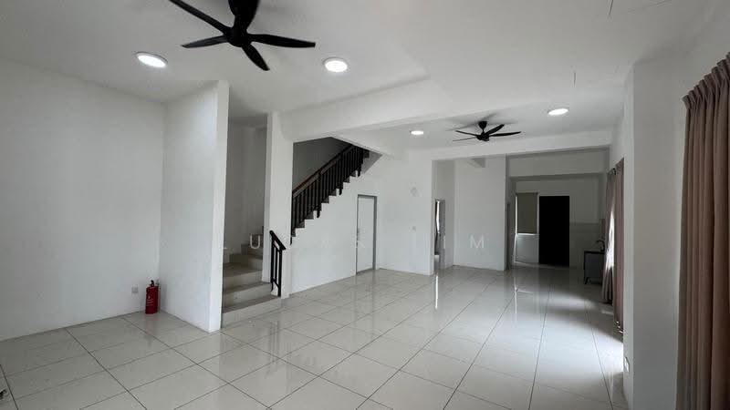 Rumah Berkembar untuk Disewa di Bandar Tasek Mutiara (Simpang Ampat) - Lucas Lim - Living Room - PropertyGuru.com.my