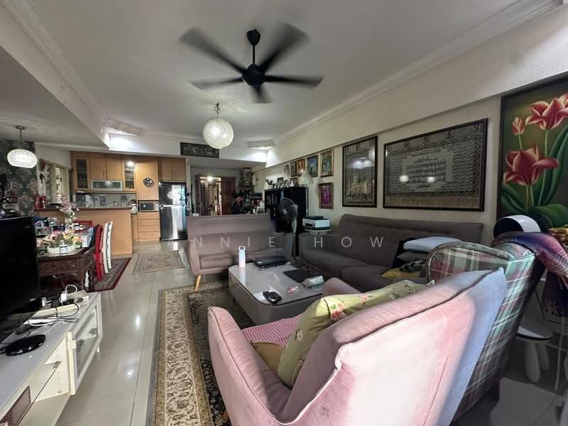 Kondominium untuk Dijual di Idaman Puteri - Annie How - Living Room - PropertyGuru.com.my