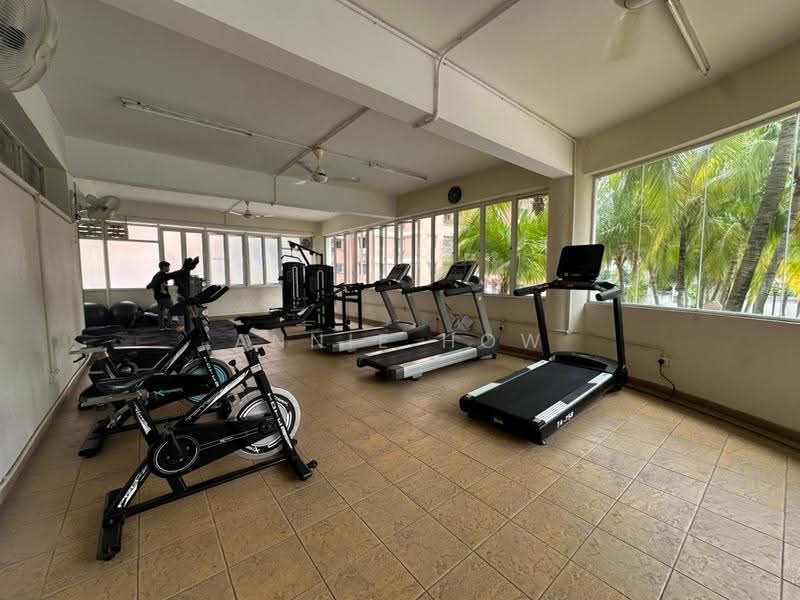 Kondominium untuk Dijual di Idaman Puteri - Annie How - Gym - PropertyGuru.com.my