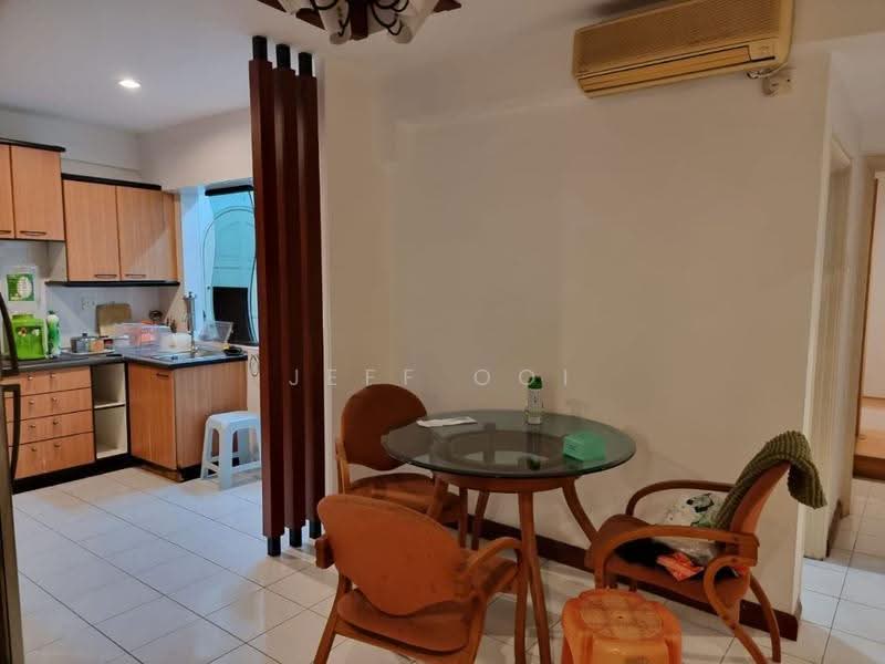 Condominium for Sale at Villa Emas - Jeff Ooi - Kitchen - PropertyGuru.com.my