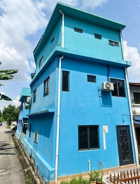 Rumah Teres 2-Tingkat untuk Dijual di Taman Keramat Permai (Ulu Kelang) - Rashidah Juremi - Exterior - PropertyGuru.com.my
