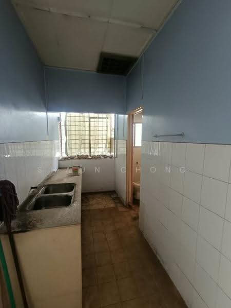 Flat for Sale at Seri Pulai - Shaun Chong - Kitchen - PropertyGuru.com.my