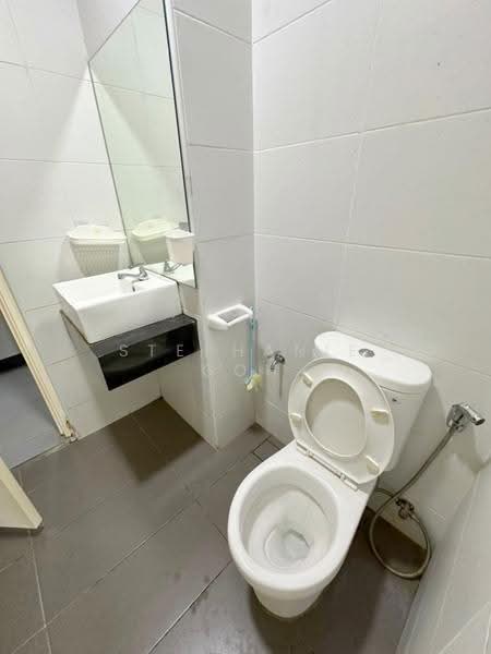 Kediaman Servis untuk Disewa di KSL Residence @ Daya - Stephanie Goh - Bathroom - PropertyGuru.com.my