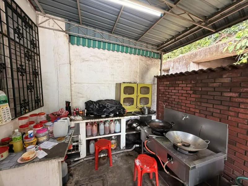Rumah Berkembar untuk Dijual di George Town (Penang) - Ping Koay - Kitchen - PropertyGuru.com.my