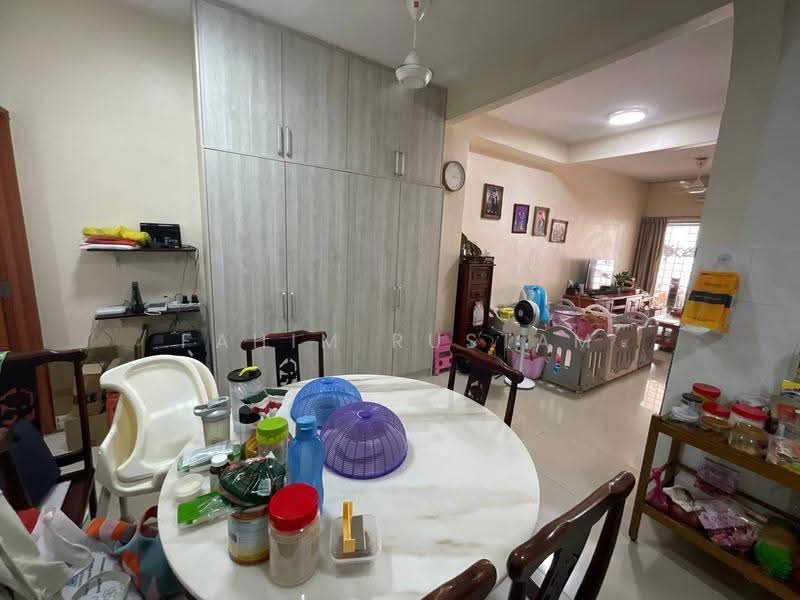 2-storey Terraced House for Sale in SS 23, Taman Sea (Petaling Jaya) - Fahim Rustam - Dining Room - PropertyGuru.com.my