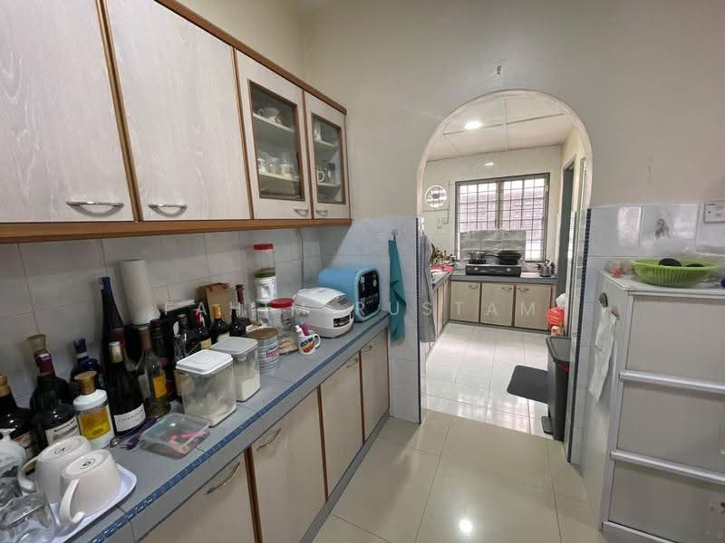 2-storey Terraced House for Sale in SS 23, Taman Sea (Petaling Jaya) - Fahim Rustam - Kitchen - PropertyGuru.com.my