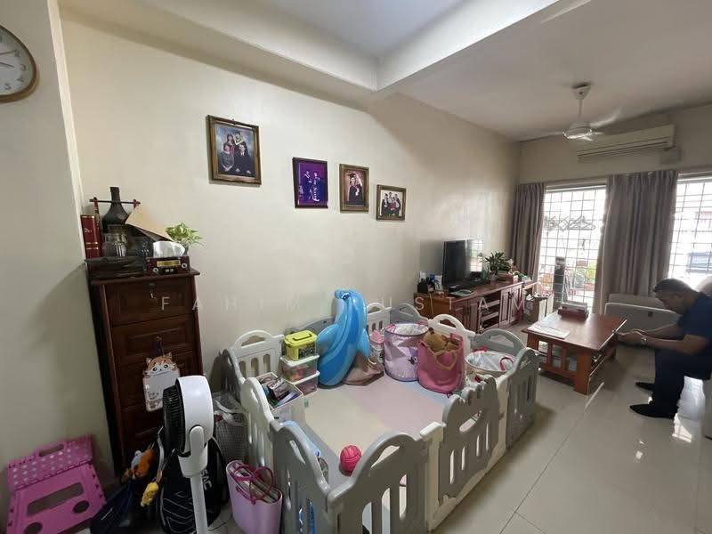 2-storey Terraced House for Sale in SS 23, Taman Sea (Petaling Jaya) - Fahim Rustam - Living Room - PropertyGuru.com.my