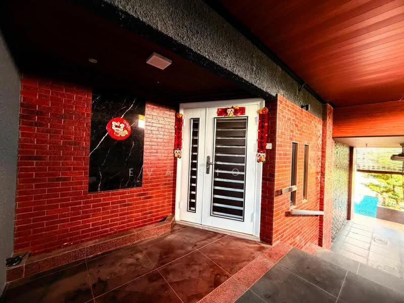 Bungalow House for Sale in Johor Bahru (Johor) - Eva Siow - Entrance - PropertyGuru.com.my