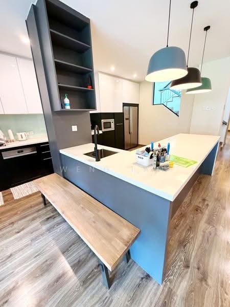 Rumah Teres 3-Tingkat untuk Dijual di Laman Glenmarie (Shah Alam) - Weng Tan - Kitchen - PropertyGuru.com.my