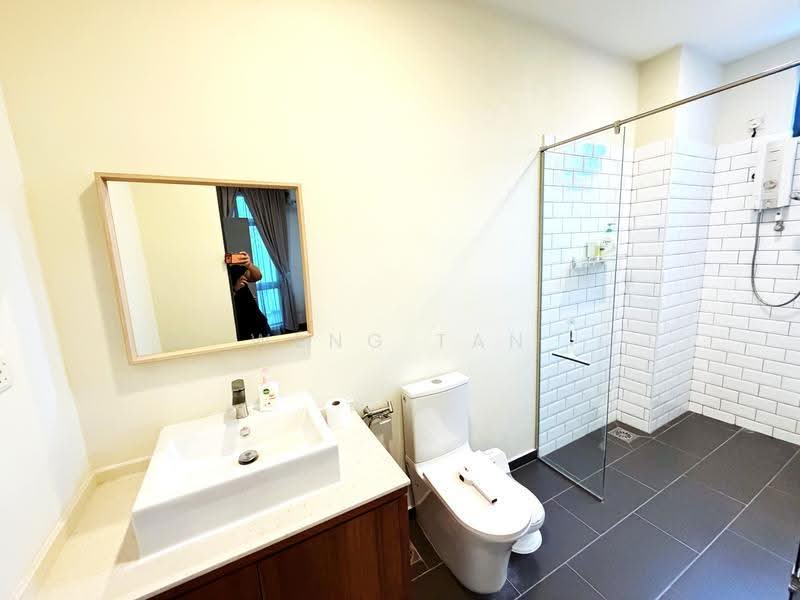 Rumah Teres 3-Tingkat untuk Dijual di Laman Glenmarie (Shah Alam) - Weng Tan - Bathroom - PropertyGuru.com.my