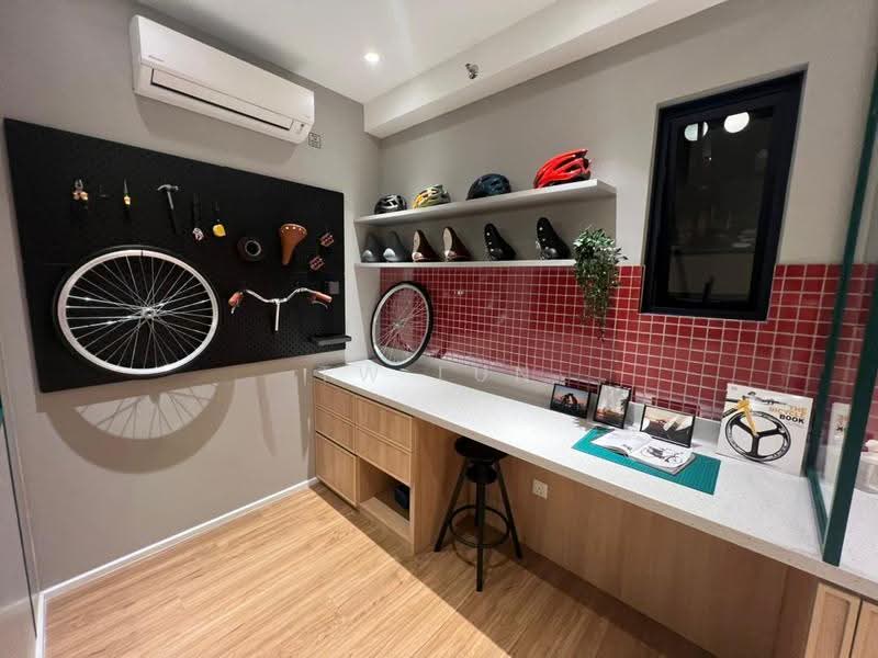 Kediaman Servis untuk Dijual di The Connaught One - Tw Lun - Study - PropertyGuru.com.my