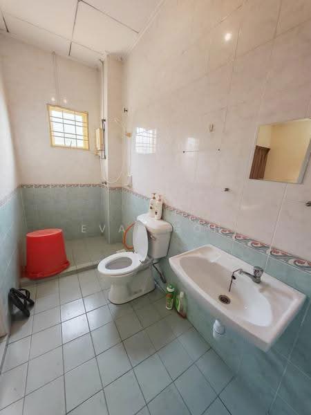 Rumah Teres 2-Tingkat untuk Dijual di Taman Puchong Prima (Puchong) - Evan Goh - Bathroom - PropertyGuru.com.my