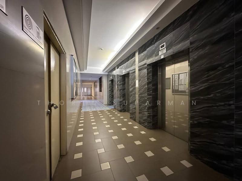 Condominium for Sale at Royal Domain Sri Putramas 2 - Thoriq Suparman - Corridor - PropertyGuru.com.my