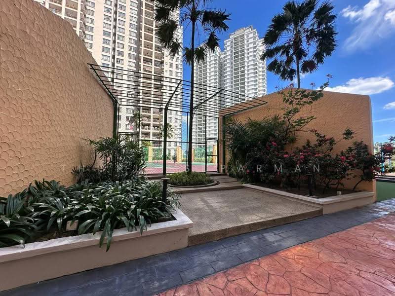 Condominium for Sale at Royal Domain Sri Putramas 2 - Thoriq Suparman - Exterior - PropertyGuru.com.my