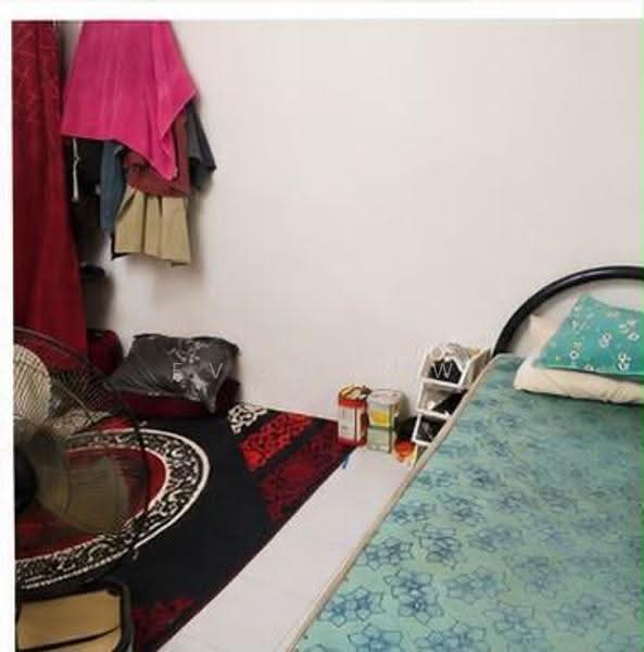 Rumah Teres 1-Tingkat untuk Dijual di Taman Universiti (Skudai) - Eva Siow - Bedroom - PropertyGuru.com.my