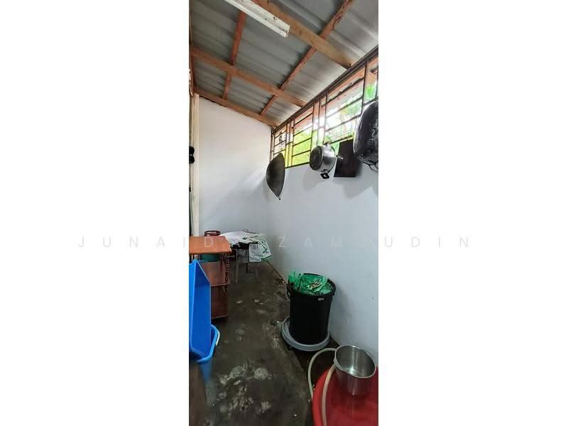 Rumah Teres 2-Tingkat untuk Dijual di Subang Bestari (Shah Alam) - Junaida Zamjudin - Kitchen - PropertyGuru.com.my