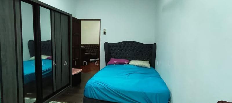 Rumah Teres 2-Tingkat untuk Dijual di Subang Bestari (Shah Alam) - Junaida Zamjudin - Bedroom - PropertyGuru.com.my