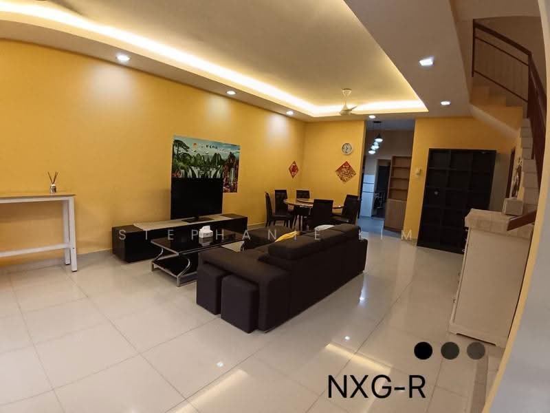 Rumah Teres untuk Disewa di Shah Alam (Selangor) - Stephanie Lim - Living Room - PropertyGuru.com.my