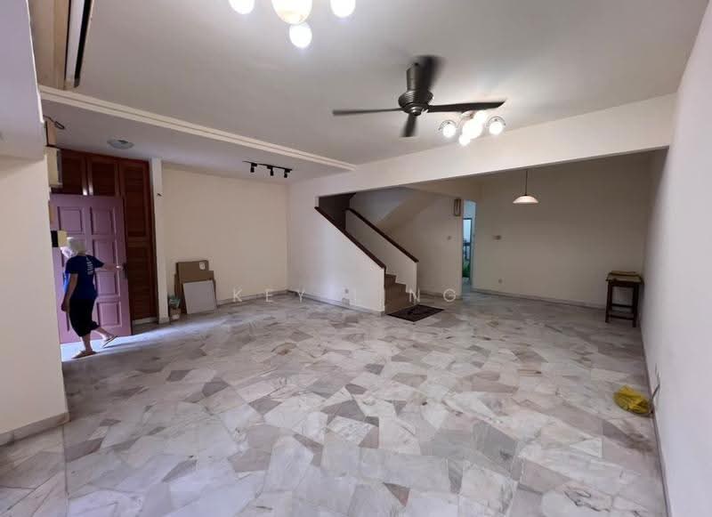 Rumah Teres 2-Tingkat untuk Dijual di Bandar Sunway (Sunway) - Key Ling - Living Room - PropertyGuru.com.my