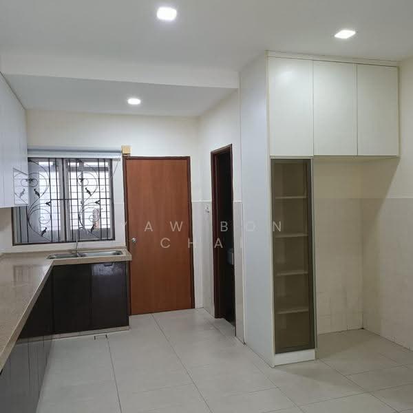 Rumah Teres 2.5-Tingkat untuk Dijual di Seri Kembangan (Selangor) - Yaw Bon Chai - Kitchen - PropertyGuru.com.my