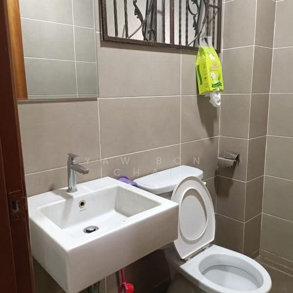 Rumah Teres 2.5-Tingkat untuk Dijual di Seri Kembangan (Selangor) - Yaw Bon Chai - Bathroom - PropertyGuru.com.my