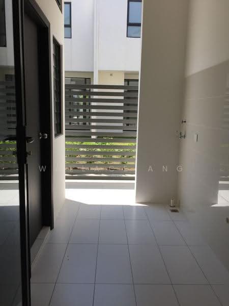Rumah Teres untuk Disewa di Medini (Iskandar Puteri (Nusajaya)) - Wallace Ang - Exterior - PropertyGuru.com.my