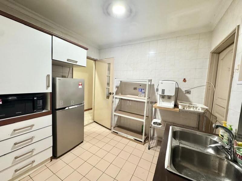 Condominium for Rent at Corinthian Condominium - Braedon Tan - Kitchen - PropertyGuru.com.my