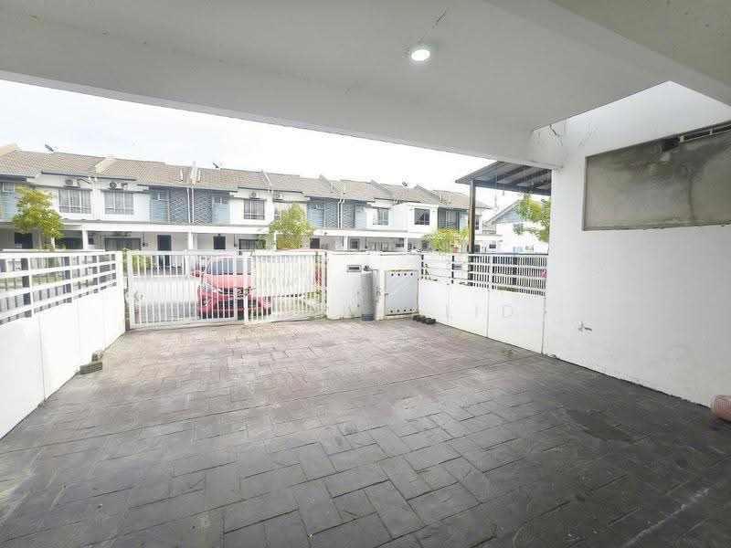 Rumah Teres 2-Tingkat untuk Dijual di Bandar Puncak Alam (Puncak Alam) - Liza Khalid - PropertyGuru.com.my