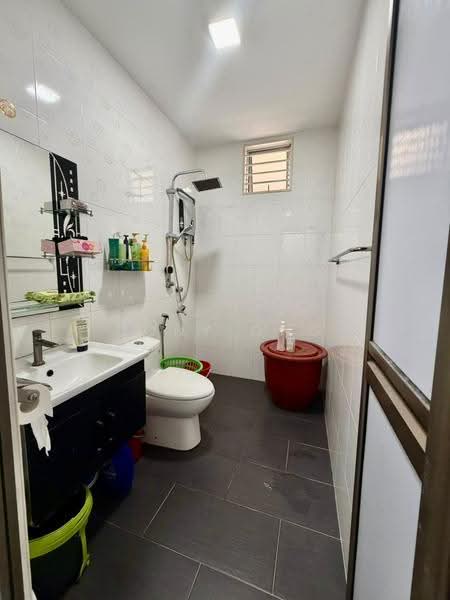 Semi-Detached House for Sale in Perling (Johor) - Cony Ong - Bathroom - PropertyGuru.com.my