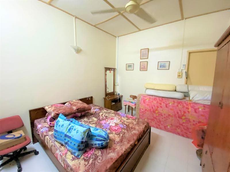 Rumah Berkembar untuk Dijual di Taman Green Lane (Jelutong) - Jin Chuah - Bedroom - PropertyGuru.com.my