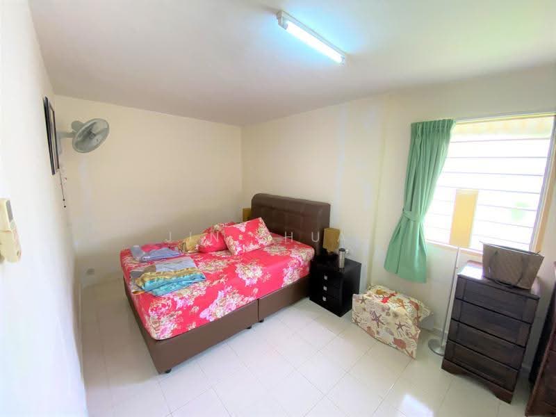 Rumah Berkembar untuk Dijual di Taman Green Lane (Jelutong) - Jin Chuah - Bedroom - PropertyGuru.com.my