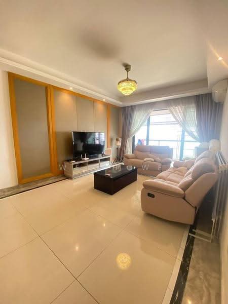 Kediaman Servis untuk Dijual di R&F Princess Cove Phase 1 - Wee Howe - Living Room - PropertyGuru.com.my