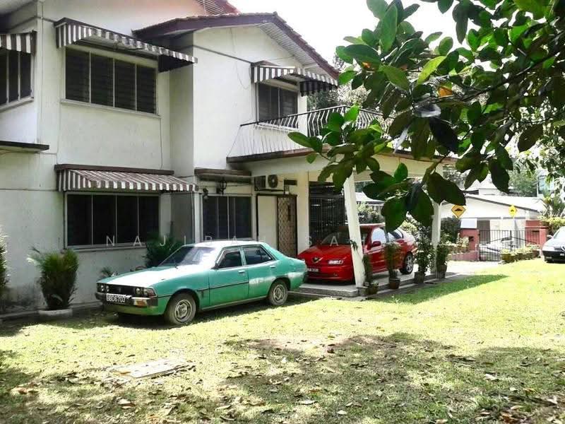 Semi-Detached House for Sale in Seksyen 17 (Petaling Jaya) - Najibah Sahari - Exterior - PropertyGuru.com.my