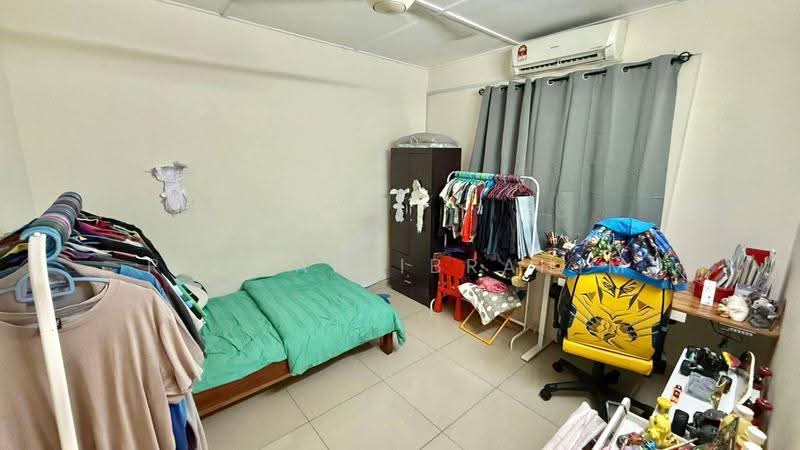 Rumah Teres 2-Tingkat untuk Dijual di Seksyen 11 (Shah Alam) - Ridwan Ibrahim - Bedroom - PropertyGuru.com.my