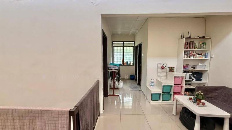 Rumah Teres 2-Tingkat untuk Dijual di Seksyen 11 (Shah Alam) - Ridwan Ibrahim - Corridor - PropertyGuru.com.my