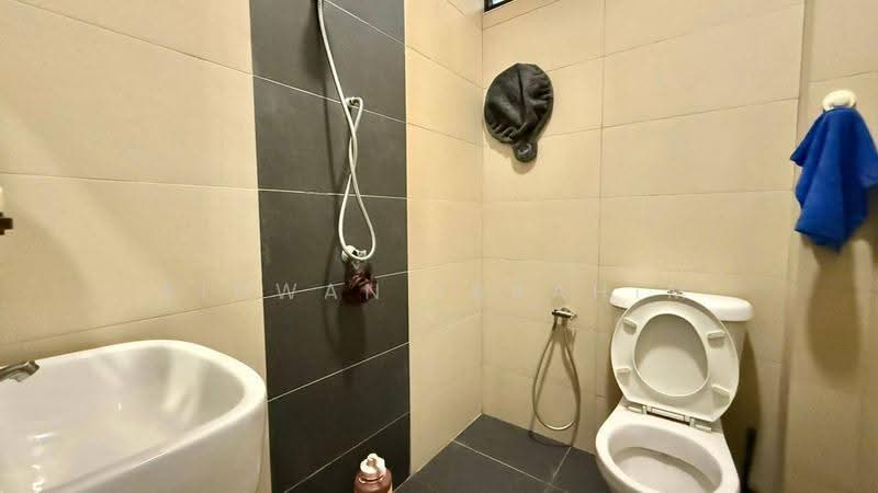 Rumah Teres 2-Tingkat untuk Dijual di Seksyen 11 (Shah Alam) - Ridwan Ibrahim - Bathroom - PropertyGuru.com.my