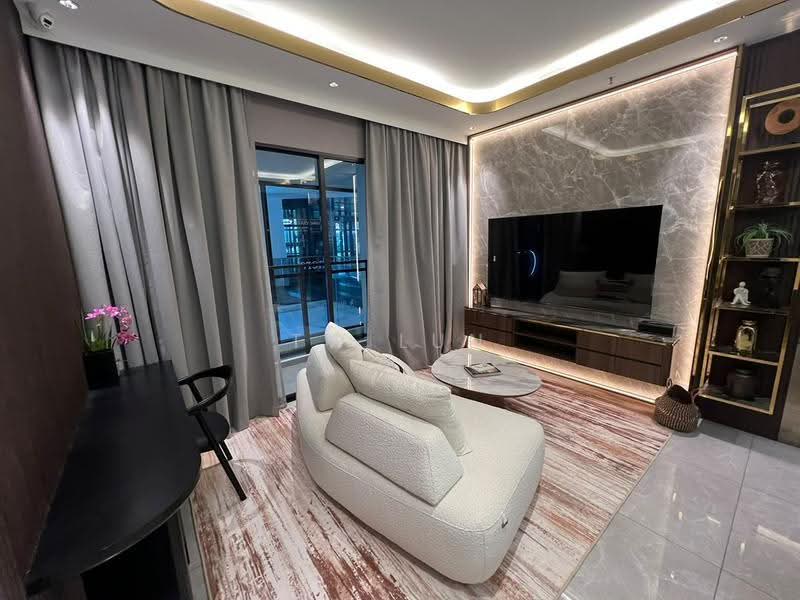 Kediaman Servis untuk Dijual di Binastra Cochrane - Tw Lun - Living Room - PropertyGuru.com.my
