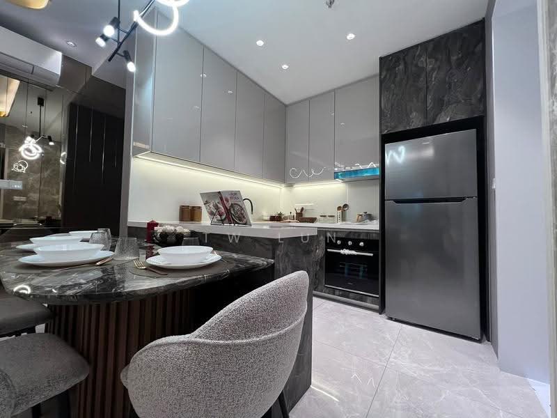 Kediaman Servis untuk Dijual di Binastra Cochrane - Tw Lun - Kitchen - PropertyGuru.com.my