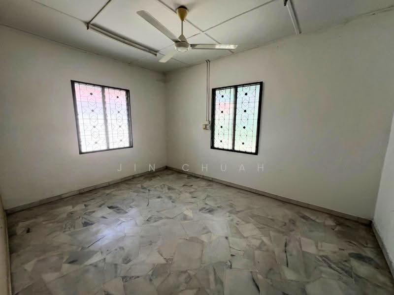 Rumah Berkembar untuk Dijual di Taman Green Lane (Jelutong) - Jin Chuah - Interior - PropertyGuru.com.my