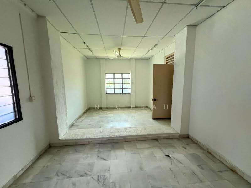 Rumah Berkembar untuk Dijual di Taman Green Lane (Jelutong) - Jin Chuah - Interior - PropertyGuru.com.my