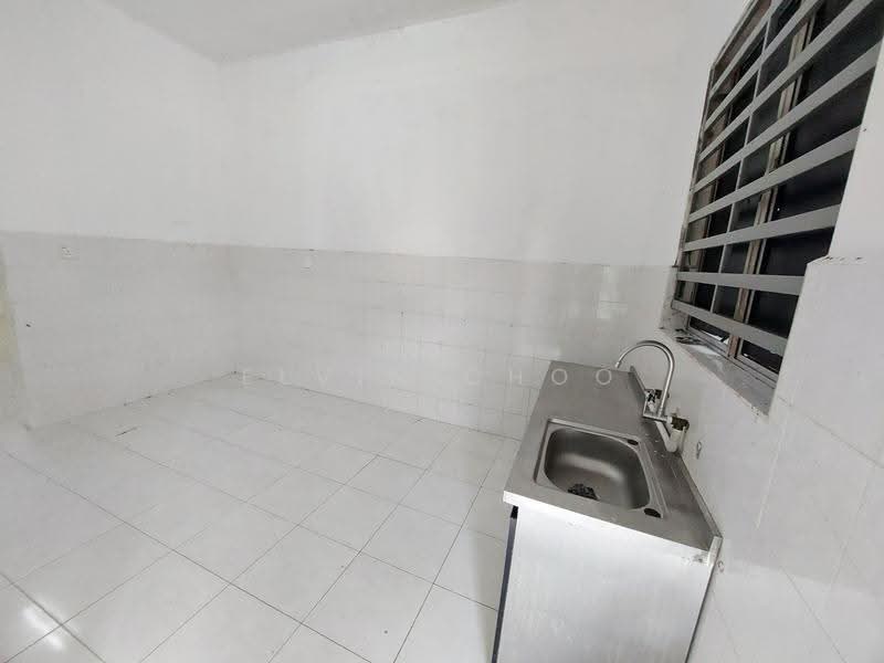 Rumah Teres untuk Dijual di Taman Seri juru (Juru) - Elvin Choo - Kitchen - PropertyGuru.com.my