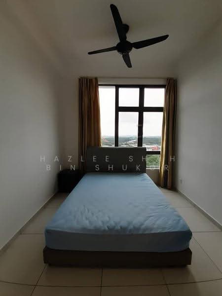 Service Residence for Sale at D'Summit Residences - Hazlee Shah Bin Shukor - Bedroom - PropertyGuru.com.my