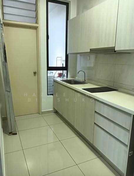 Service Residence for Sale at D'Summit Residences - Hazlee Shah Bin Shukor - Kitchen - PropertyGuru.com.my