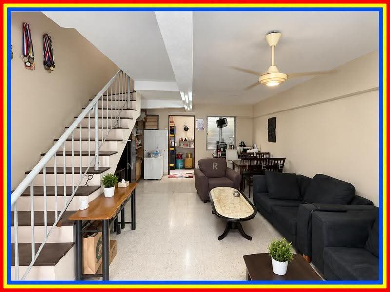 Rumah Teres 2.5-Tingkat untuk Dijual di Taman Sri Sinar (Segambut) - Jennifer Tee - Living Room - PropertyGuru.com.my