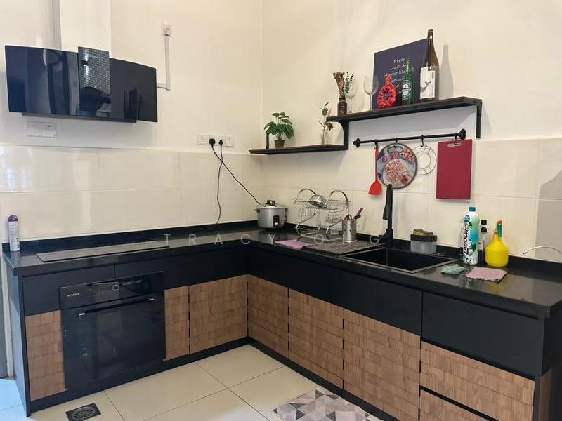 Rumah Teres 3-Tingkat untuk Disewa di Taman Nusa Sentral (Iskandar Puteri (Nusajaya)) - Tracy Ong - Kitchen - PropertyGuru.com.my