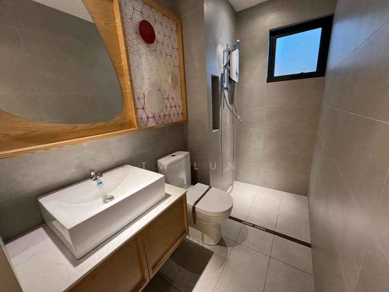 Kondominium untuk Dijual di RV2 Residence (Riverville Residences 2) - Tw Lun - Bathroom - PropertyGuru.com.my
