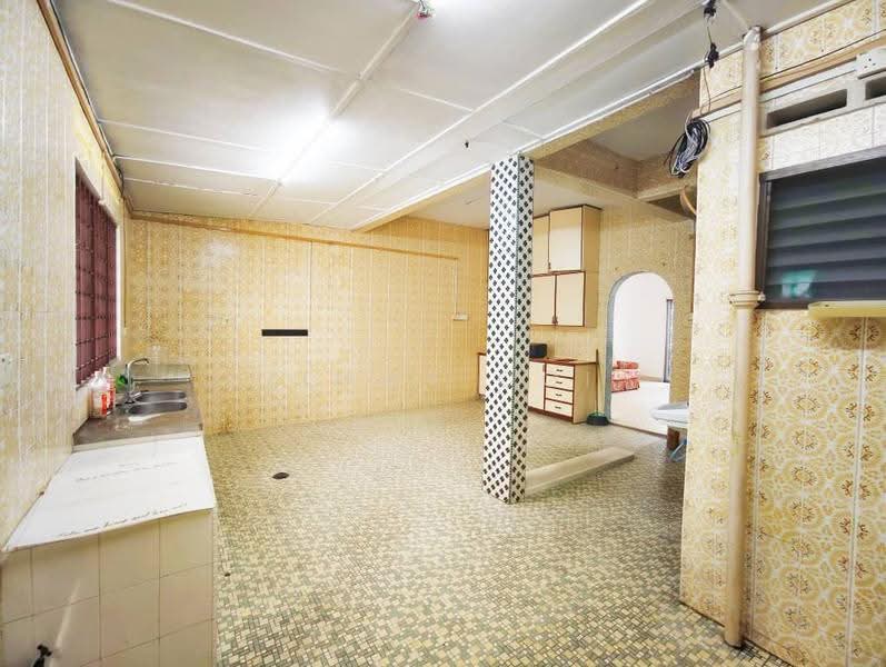 Rumah Teres 2-Tingkat untuk Disewa di Taman Sri Tebrau (Johor Bahru) - Jimmy Ooi - Kitchen - PropertyGuru.com.my