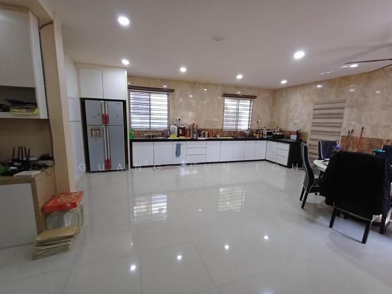 Rumah Berkembar untuk Dijual di Taman Sierra Perdana (Masai) - Guang Jun Loh - Kitchen - PropertyGuru.com.my