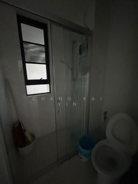 Kondominium untuk Disewa di Ataraxia Park @ Forest City - Chang Kai Yin - Bathroom - PropertyGuru.com.my